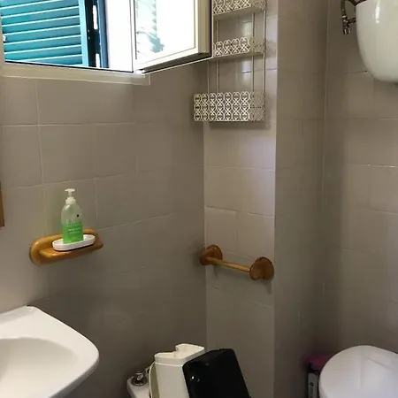 Poderino Castagneta Apartment